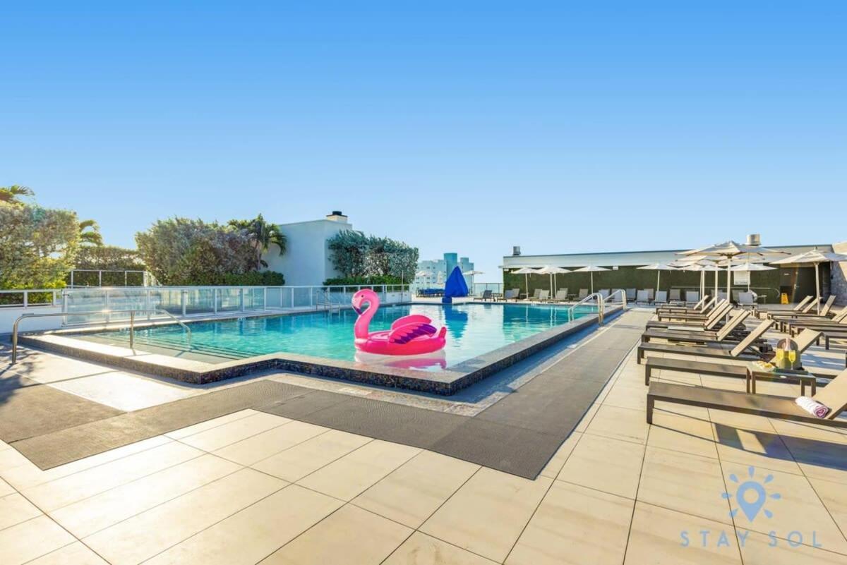 Hot Tub & Rooftop Pool- Near Beach Villa Hollywood Exterior photo