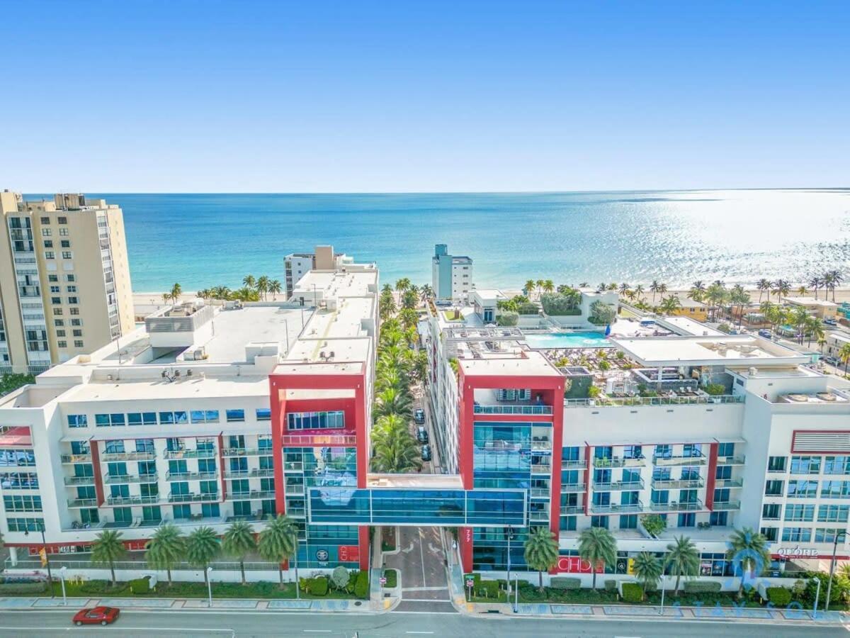 Hot Tub & Rooftop Pool- Near Beach Villa Hollywood Exterior photo