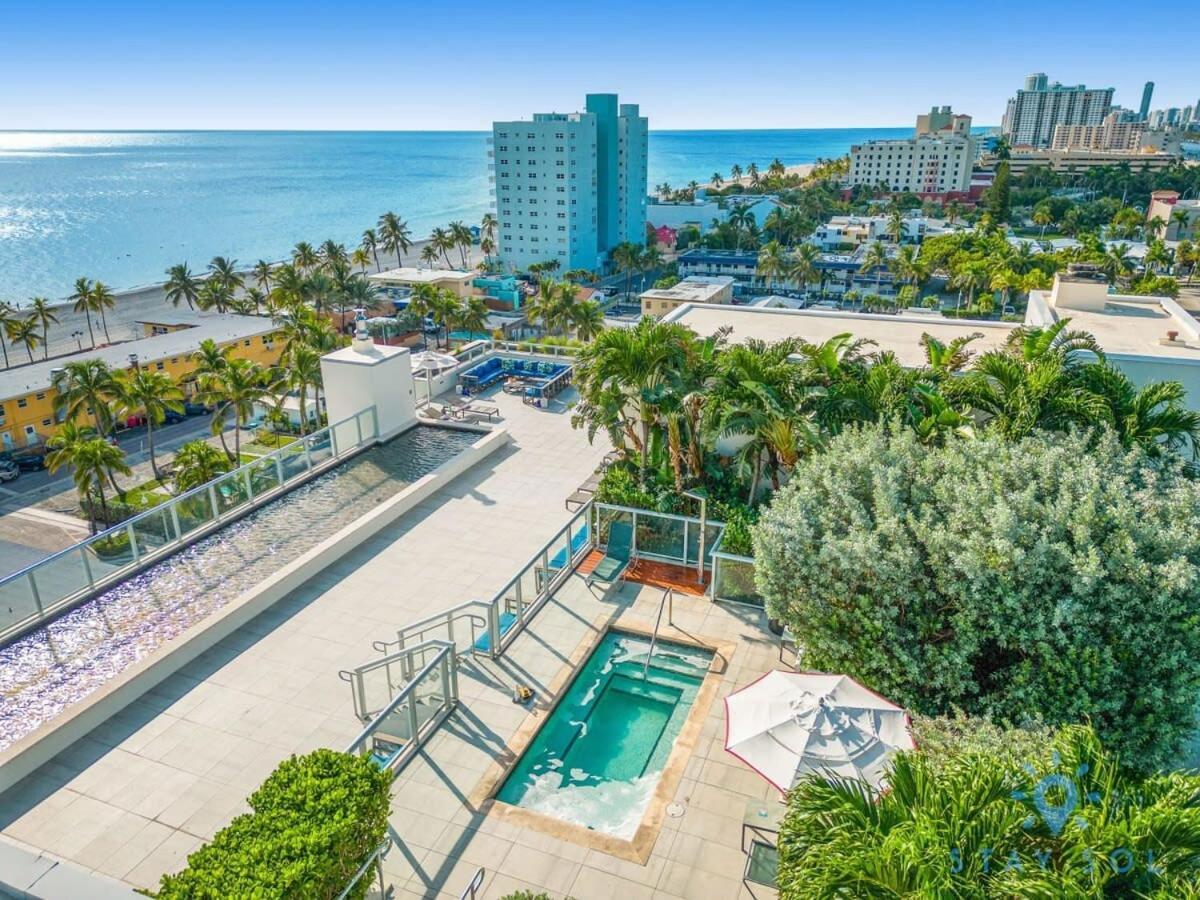 Hot Tub & Rooftop Pool- Near Beach Villa Hollywood Exterior photo