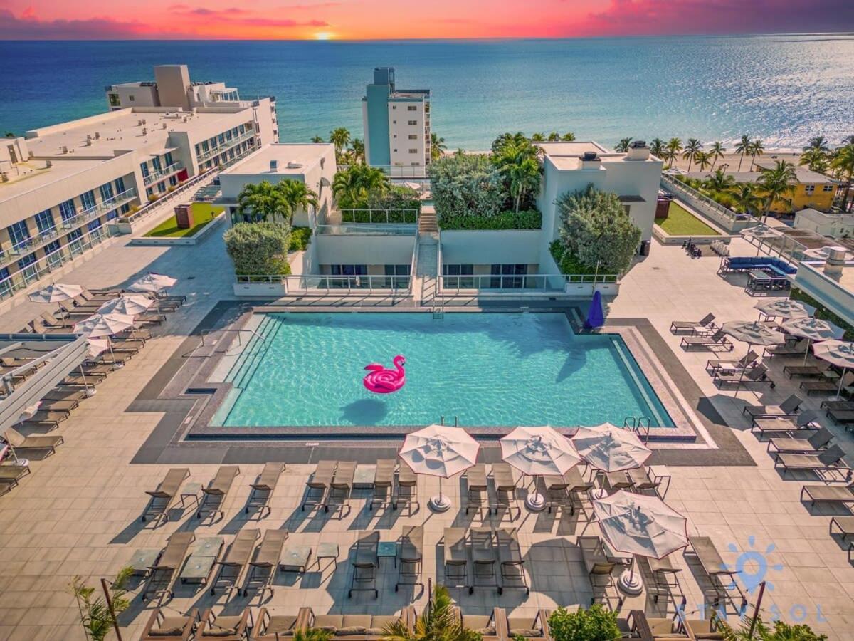 Hot Tub & Rooftop Pool- Near Beach Villa Hollywood Exterior photo