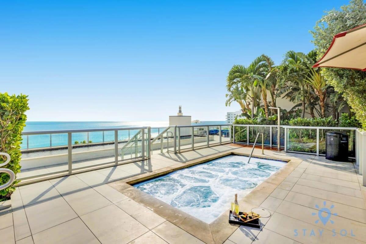 Hot Tub & Rooftop Pool- Near Beach Villa Hollywood Exterior photo